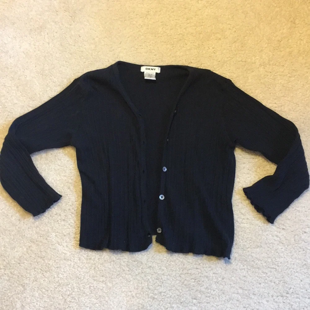NWT DKNY skirt and sweater outfit size 4T